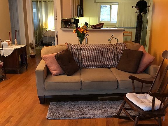 5th image of 1647 W Farwell Ave APT 2C