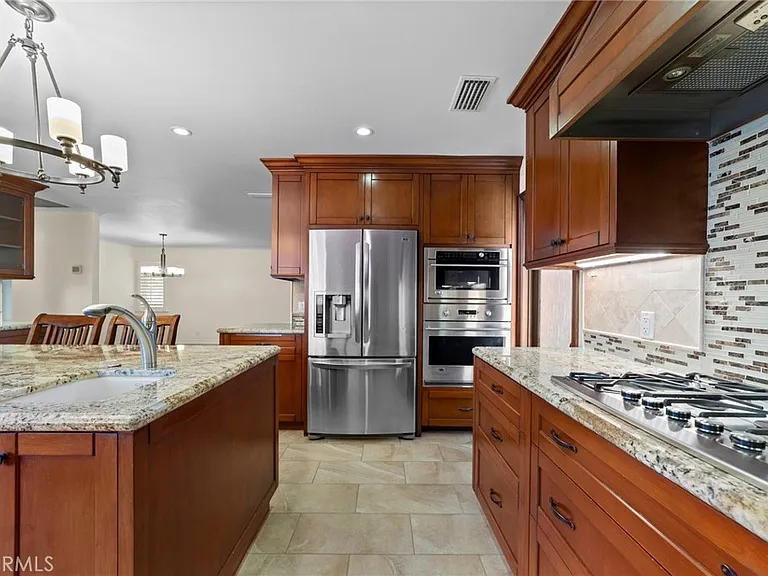 963 E Meda Ave — Photo 10