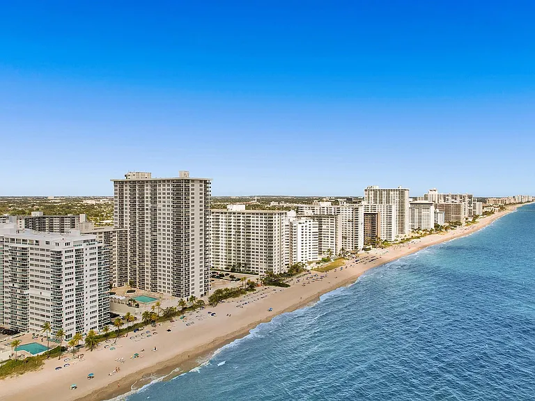 3430 Galt Ocean Dr #304 — Photo 51