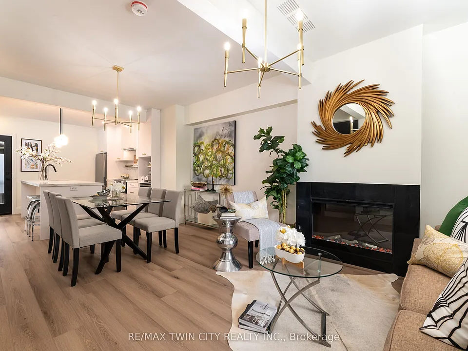 163 Grand River Ave #2