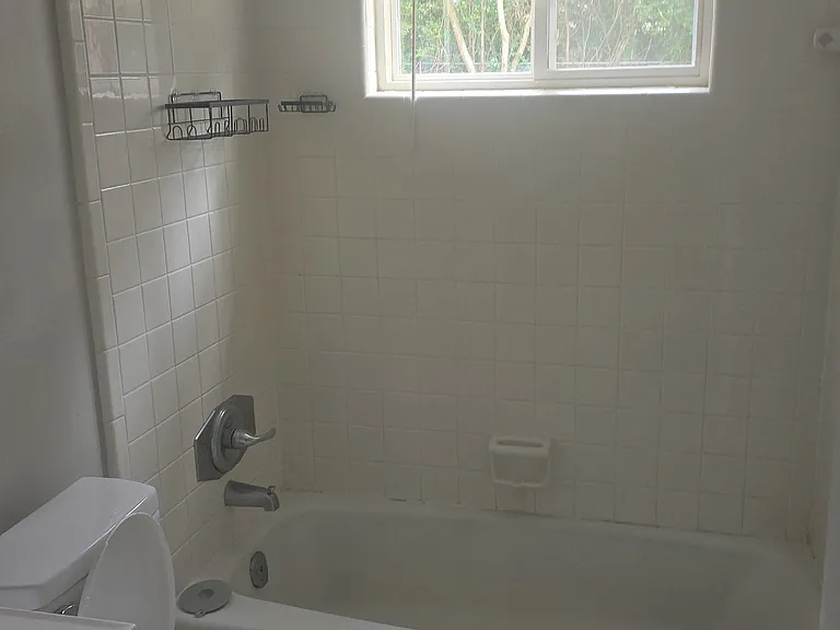 1804 Kings Chapel Rd #1 — Photo 9