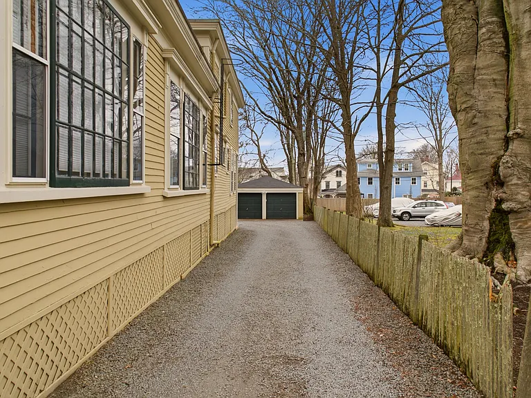 28 Kay St #3 — Photo 34