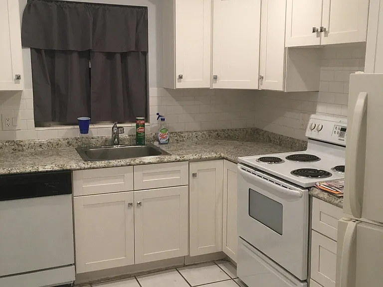 7757 SW 86th St #C-212 — Photo 5