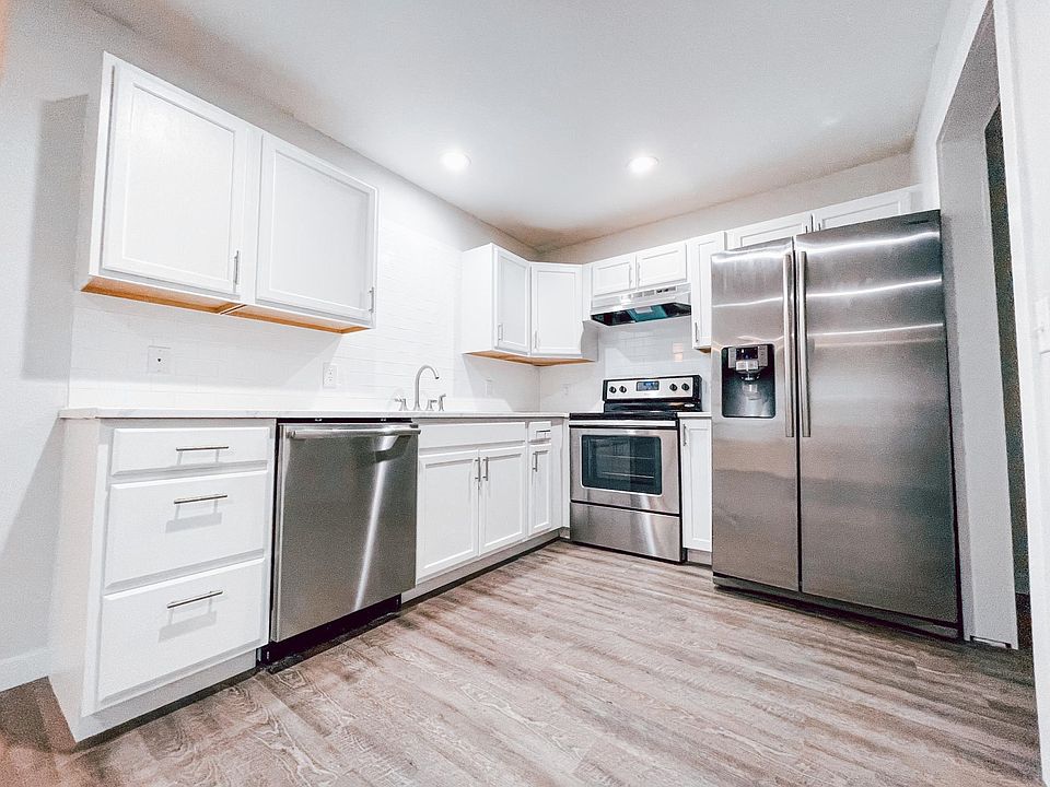 1st image of 1609 N Dawn Dr #1609