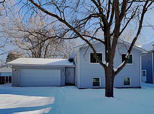 7753 Long Lake Rd, Mounds View, MN 55112