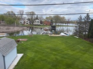 4695 Forest Ave, Waterford, MI 48328