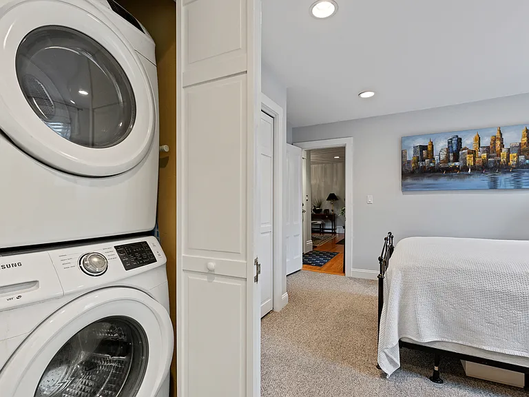 13 Saint James St #1 — Photo 20