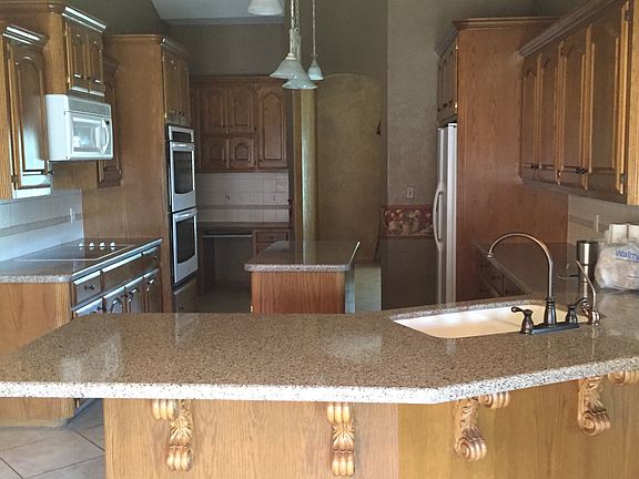 Kitchen 25 x 12  1/2