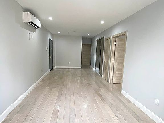 4th image of 31-12 38th Ave #2A