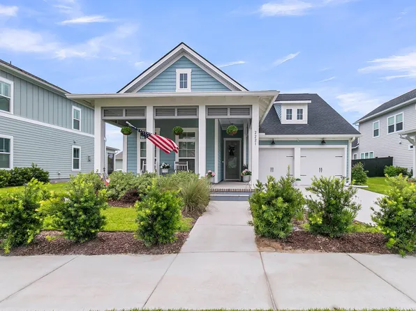 2221 Generals St, Charleston, SC 29492