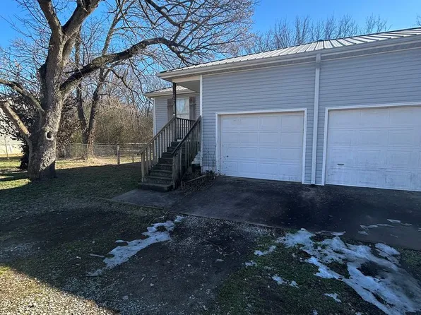 5709 Michael Cole Ln, Fayetteville, AR