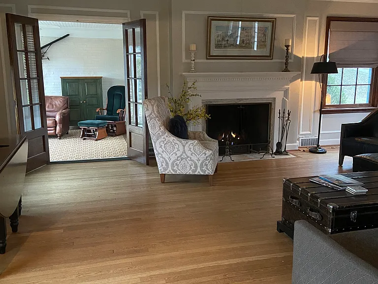 living room & door to 4 season room