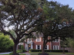 2617 Riverside Dr, Houston, TX 77004