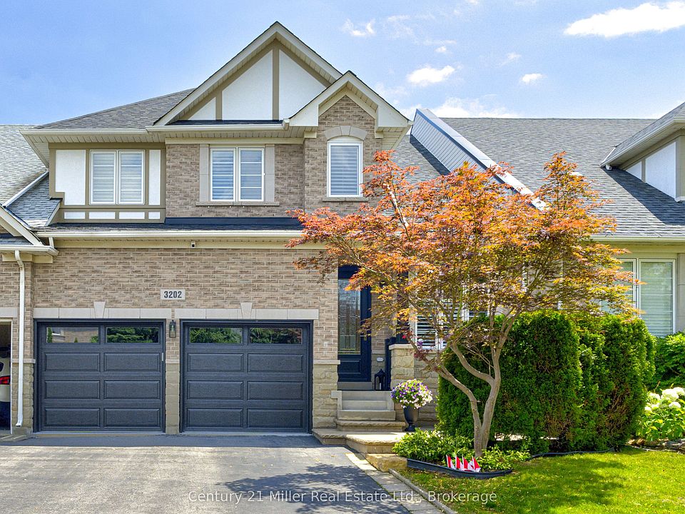 1st image of 3202 Epworth Cres