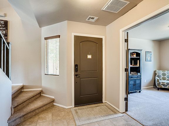 5th image of 40453 W Sanders Way