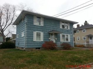 24 Paul St, Worcester, MA 01606