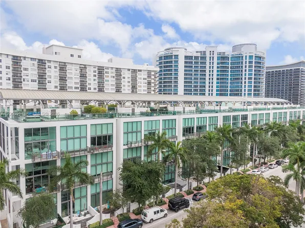 6000 Collins Ave APT 527, Miami Beach, FL 33140
