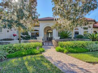 1730 Peninsula Dr, Tavares, FL 32778