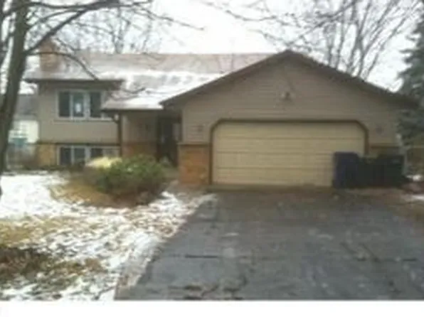 8836 Austin St NE, Blaine, MN 55014