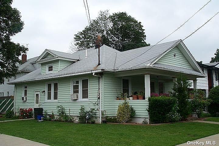 2nd image of 24 Hudson Pl
