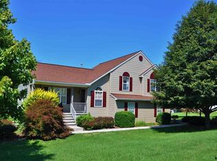 213 Cool Spring Ln, Stewartstown, PA 17363