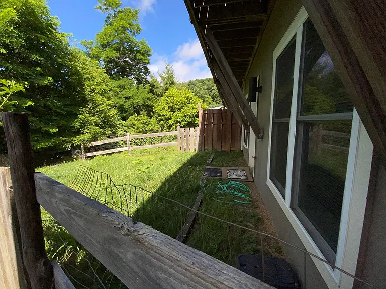 125 Sun Haven Ln — Photo 48