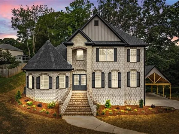 3492 Waterway Dr, Pfafftown, NC 27040