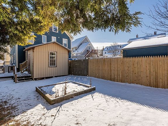 4th image of 60 Boardman St