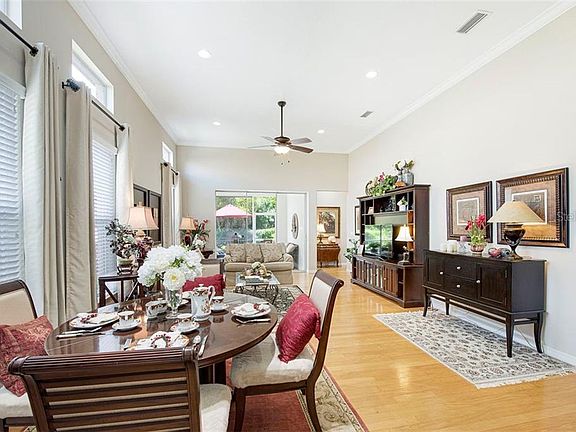 3rd image of 3820 Amapola Ln