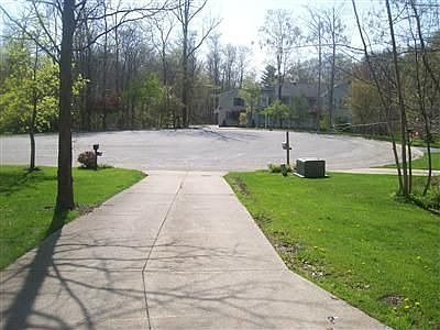 3rd image of 116 Silver Springs Trl