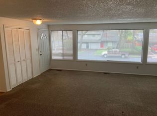1410 Amberland Ave, Eugene, OR 97401