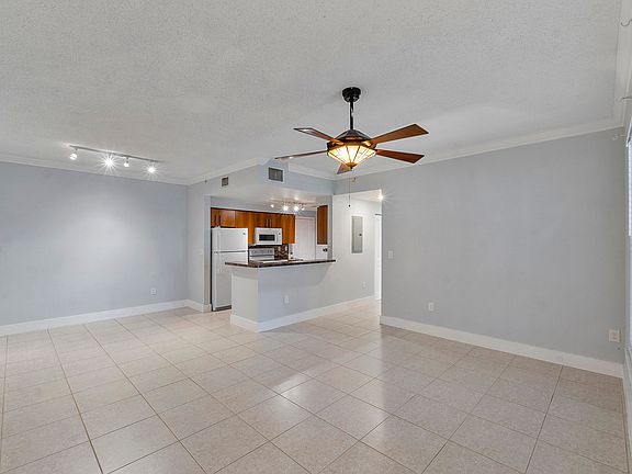 2nd image of 5980 W Sample Road #104