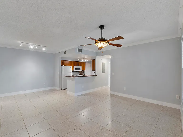 5980 W Sample Rd #104 — Photo 2