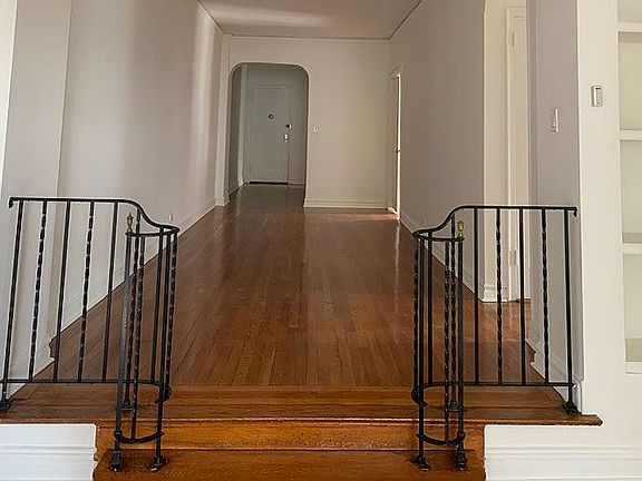 2nd image of 3240 Henry Hudson Pkwy APT 7P