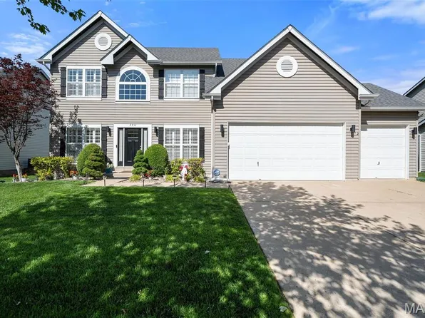 246 Fairway Green Dr, O'Fallon, MO 63368