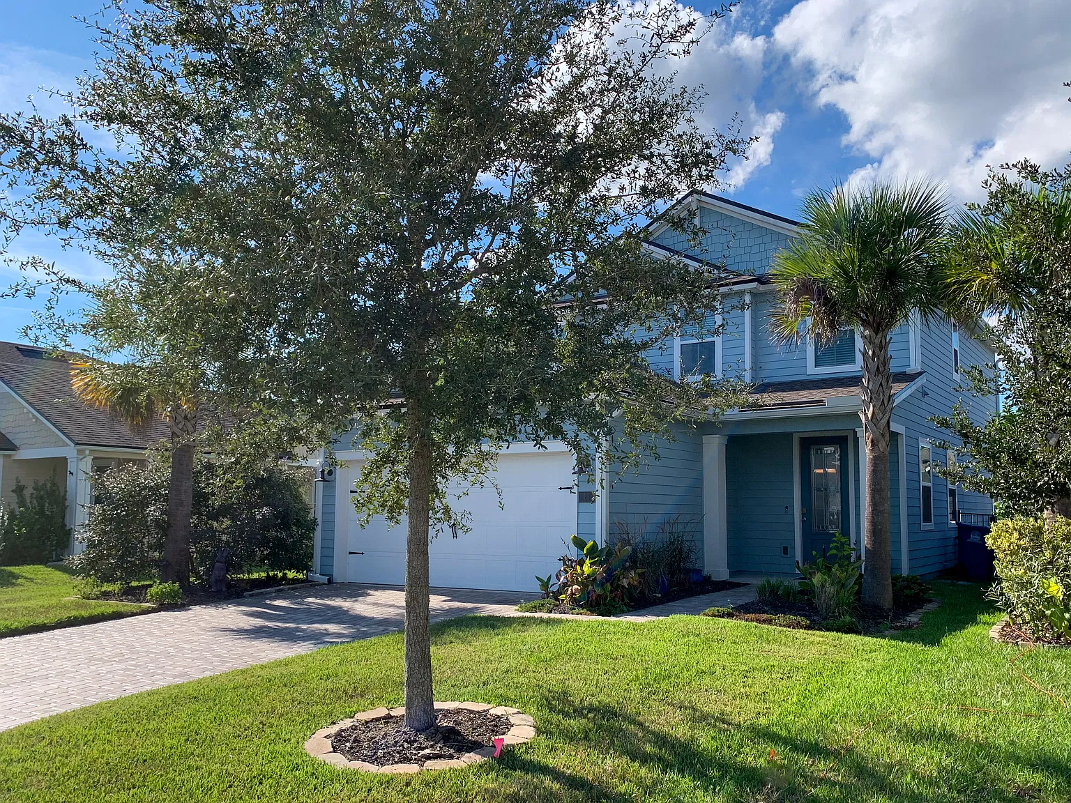 3 bed, 2.5 bath, 2045 sqft, $3,100 — Photo 1