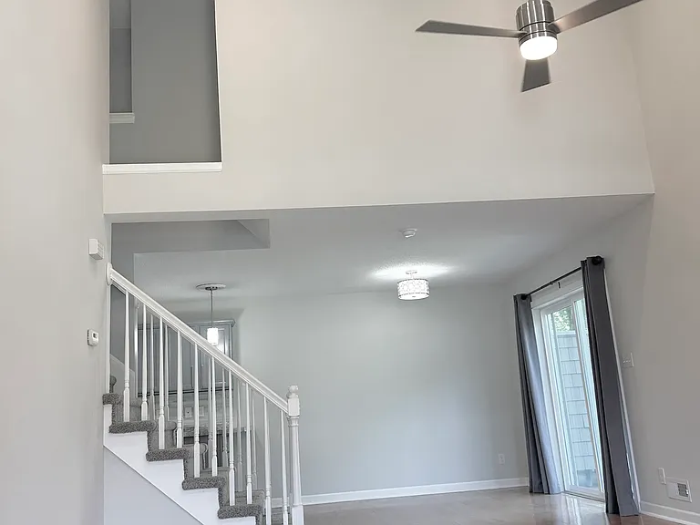 811 Burr Oaks Dr #1305 — Photo 5