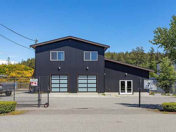 3rd image of 7450 Butler Rd #15