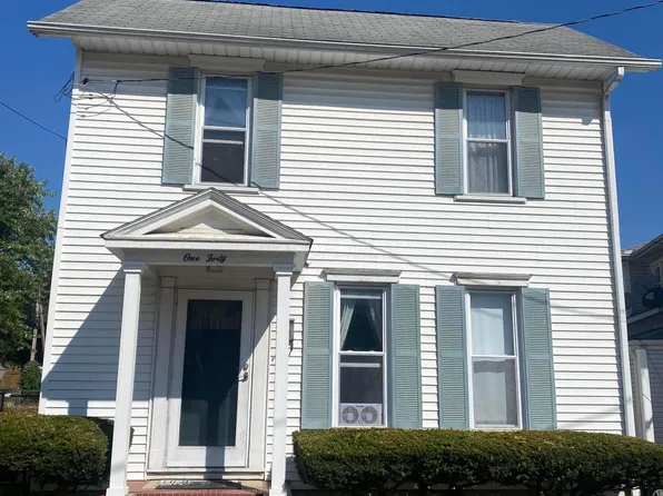 140 W Locust St, Newark, OH 43055