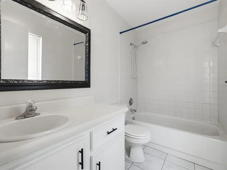 1901 Castle Bay Ct — Photo 20