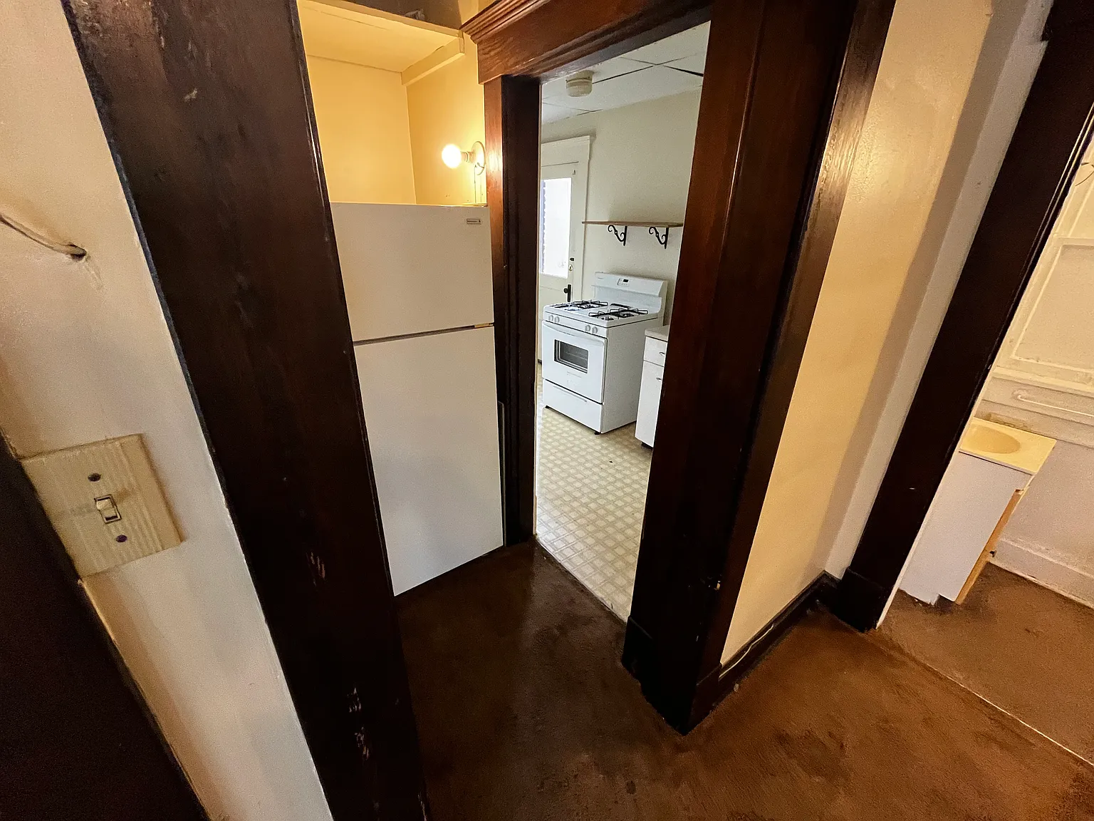 1 bed, $695 — Photo 3