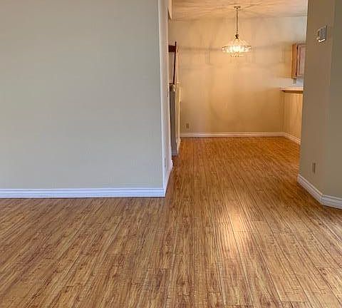 5th image of 684 Sutton Crest Trl Unit 102