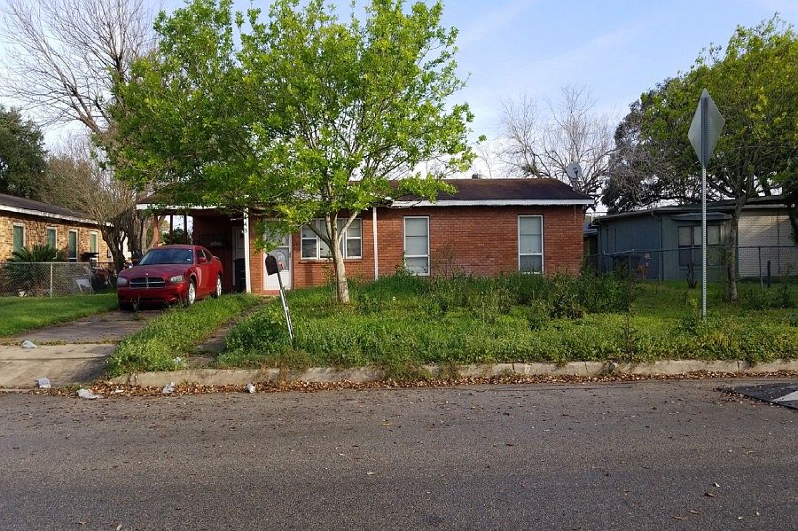 1st image of 443 E Mally Blvd