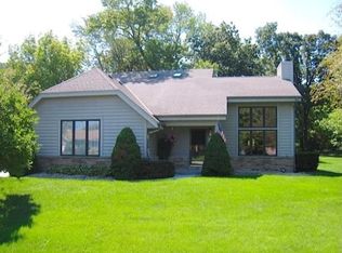 5741 Little Timber Dr, Racine, WI 53403