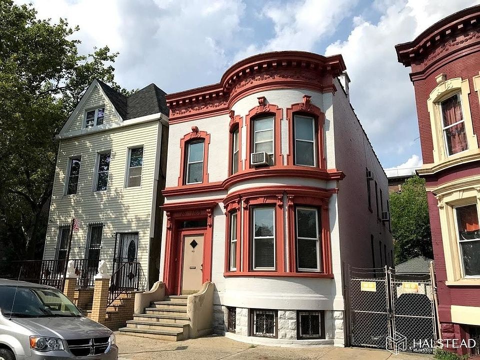 1st image of 843 Crotona Park N