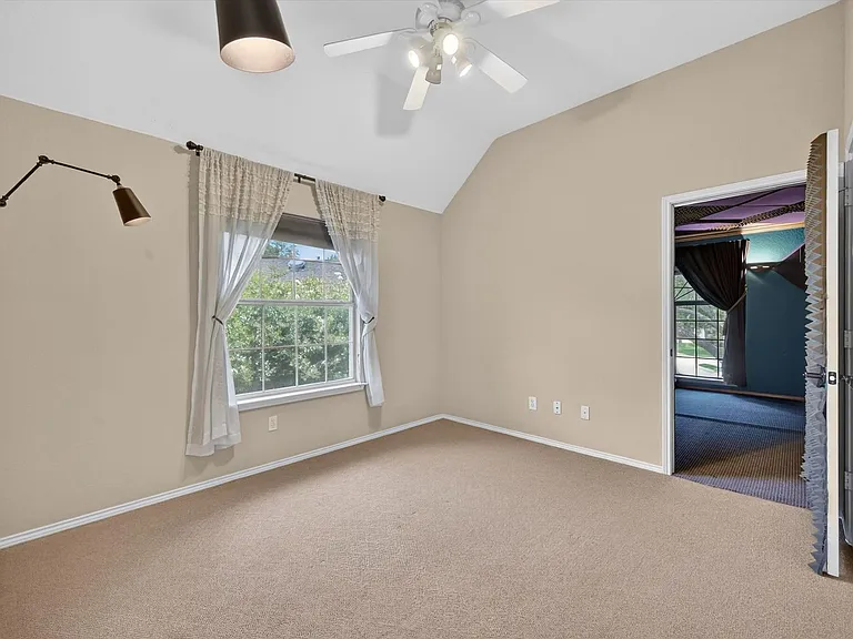 2400 Sweet Grass Trl — Photo 20