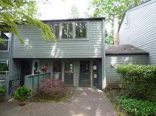 8844 SW Brightfield Cir, Portland, OR 97223