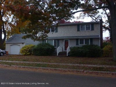 850 N Summit Dr, Massapequa, NY, 11758