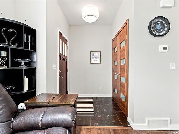 4th image of 151 Tweed LANE