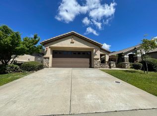 444 Lone Spur Dr, Folsom, CA 95630